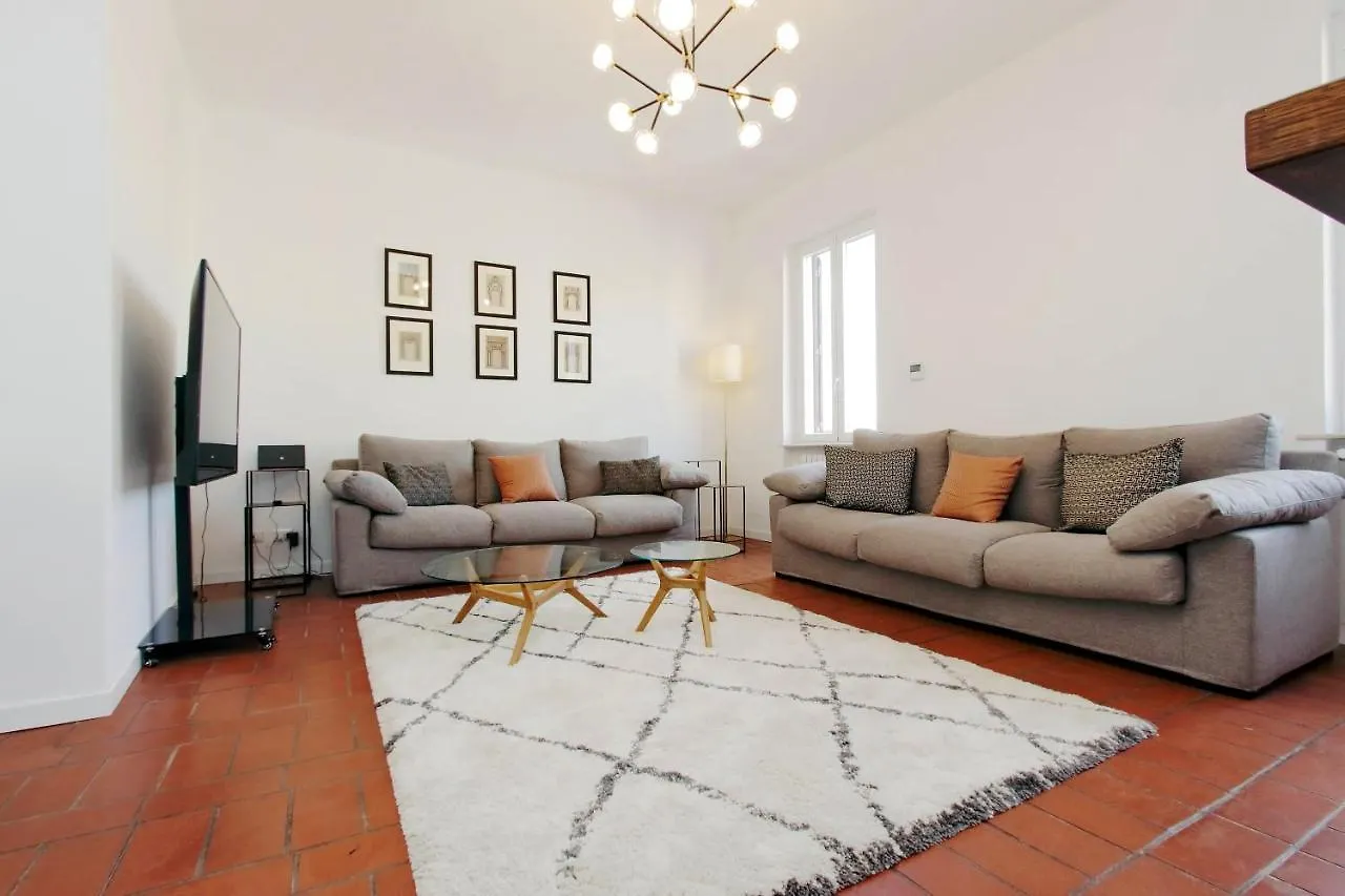 Torre Argentina - Panoramic Penthouse For 8 People With Wonderful Terrace Apartment Rome