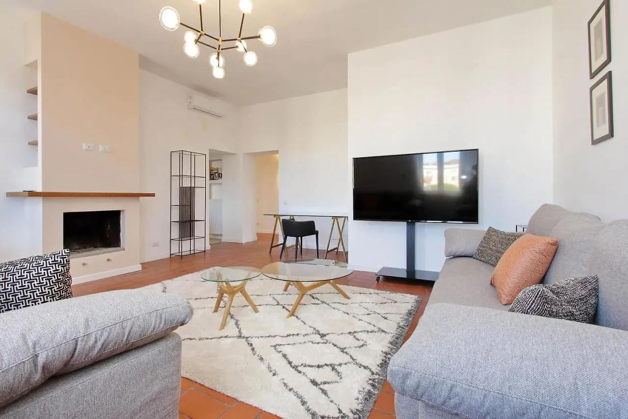 Torre Argentina - Panoramic Penthouse For 8 People With Wonderful Terrace Appartamento Roma 0*,